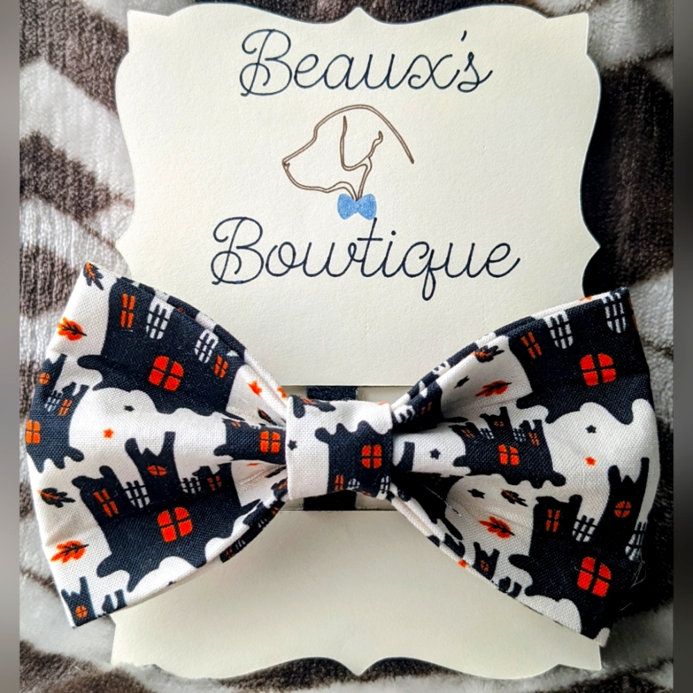 Halloween Dog bowtie (haunted house)